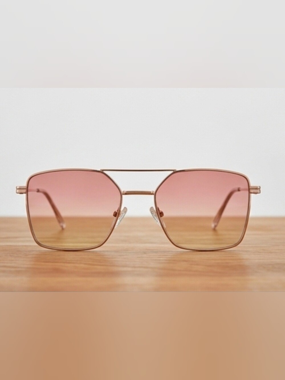 Pink Gradient Square Sunglasses - Picture 3 of 4